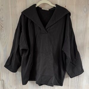 Gentle Herd Hooded Sweatshirt Size M
